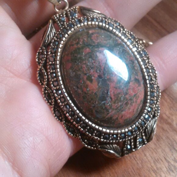 Unakite and Marcasite Goldtone Pendant Necklace - Picture 13 of 15